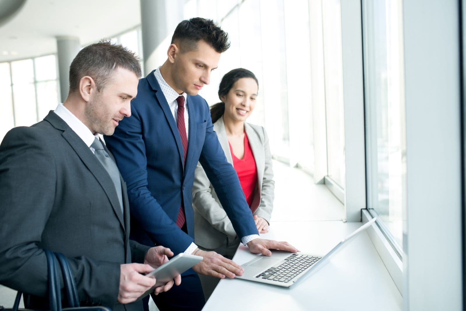 Building Compensation Bands for Professional Services Firms